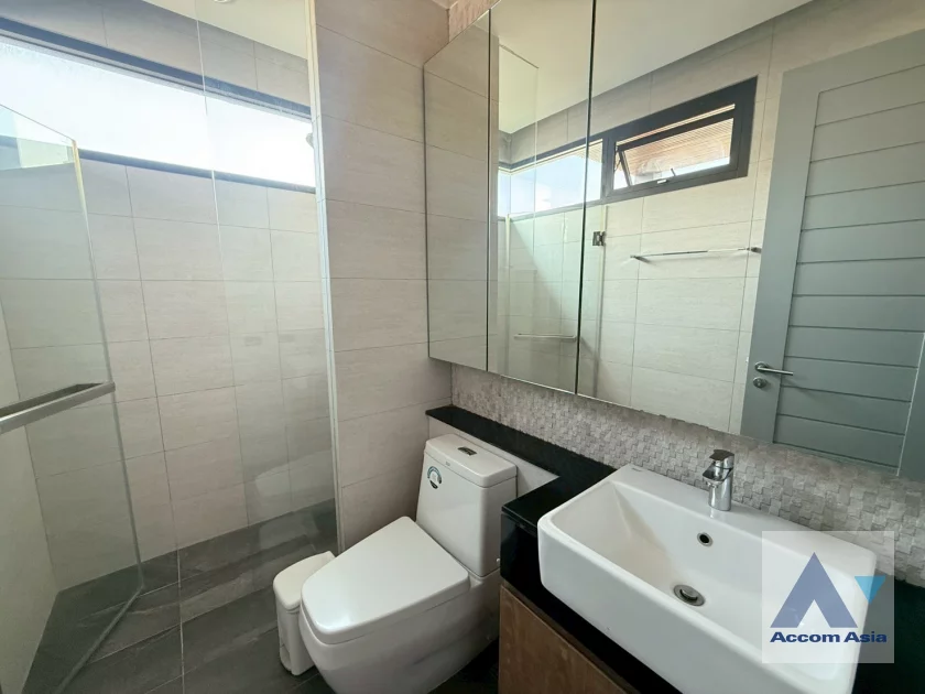 37  4 br House For Rent in Sukhumvit ,Bangkok BTS Phrom Phong AA23289