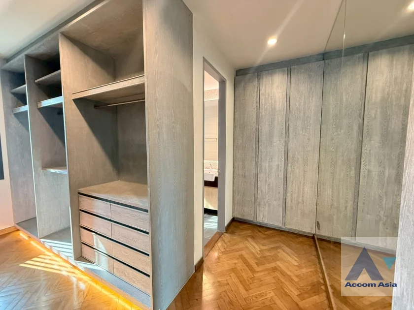 25  4 br House For Rent in Sukhumvit ,Bangkok BTS Phrom Phong AA23289