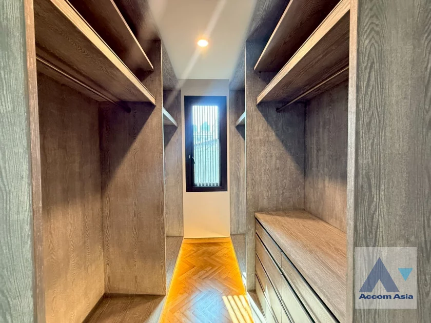 26  4 br House for rent and sale in Sukhumvit ,Bangkok BTS Phrom Phong AA23289