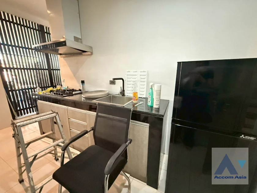 11  4 br House For Rent in Sukhumvit ,Bangkok BTS Phrom Phong AA23289