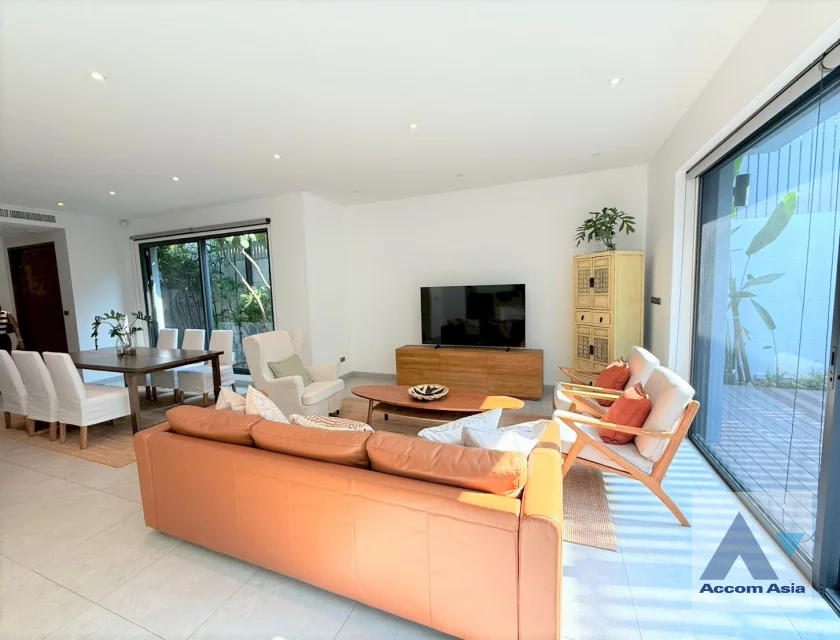 unitFully Furnished, Private Swimming Pool |  4 Bedrooms  House For Rent & Sale in Sukhumvit, Bangkok  near BTS Phrom Phong (AA23289)