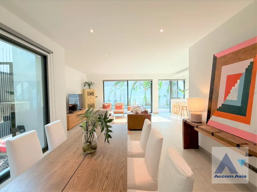 5  4 br House For Rent in Sukhumvit ,Bangkok BTS Phrom Phong AA23289