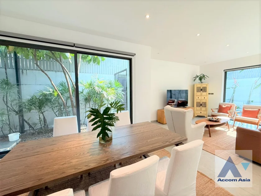 6  4 br House for rent and sale in Sukhumvit ,Bangkok BTS Phrom Phong AA23289