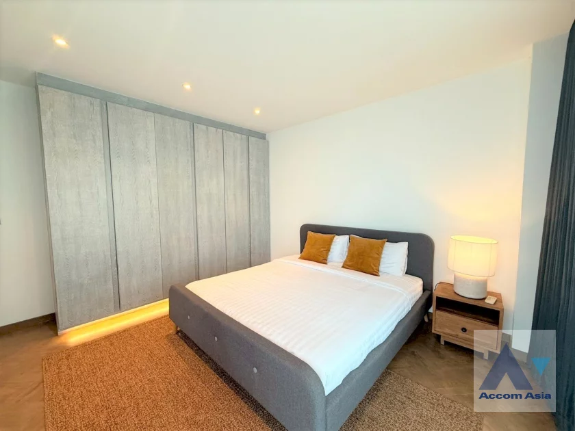 23  4 br House For Rent in Sukhumvit ,Bangkok BTS Phrom Phong AA23289