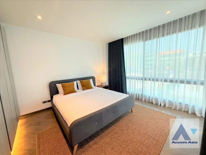 24  4 br House For Rent in Sukhumvit ,Bangkok BTS Phrom Phong AA23289