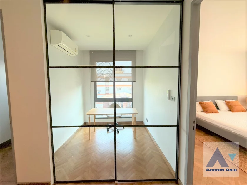 15  4 br House For Rent in Sukhumvit ,Bangkok BTS Phrom Phong AA23289