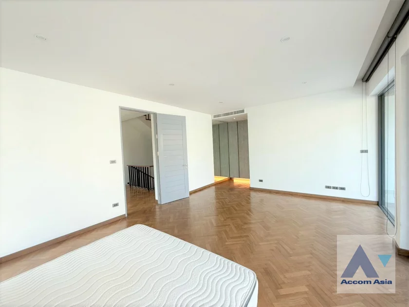 34  4 br House For Rent in Sukhumvit ,Bangkok BTS Phrom Phong AA23289