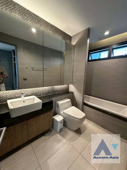 11  4 br House for rent and sale in Sukhumvit ,Bangkok BTS Phrom Phong AA23292