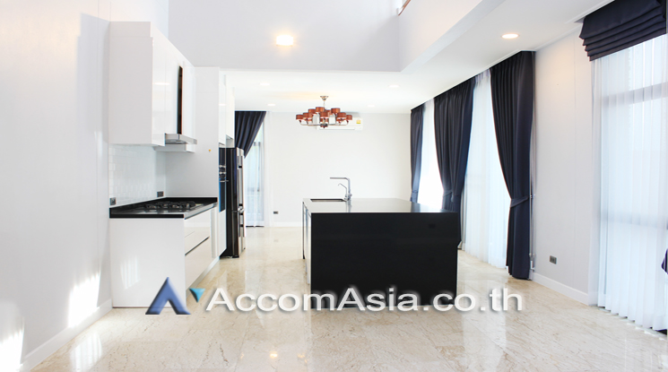  1  6 br House For Rent in Sukhumvit ,Bangkok BTS Phrom Phong AA23298