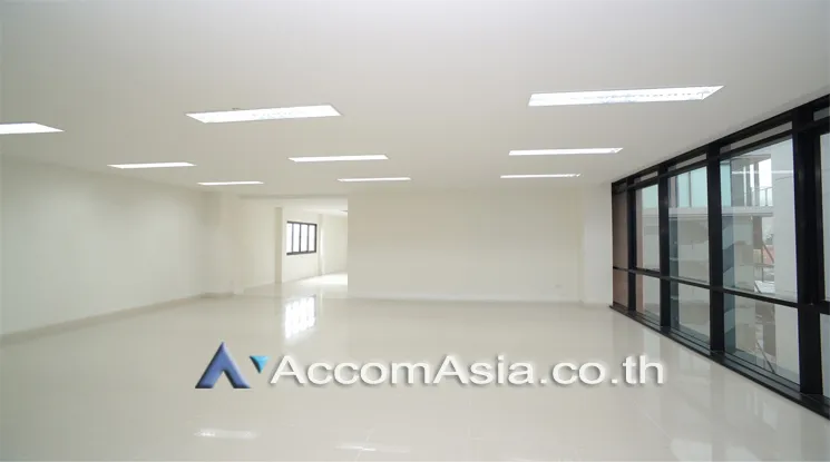 4  Studio Office Space For Rent in Rama 3 ,Bangkok BRT Wat Dan at Mahatun Rama 3 AA23306