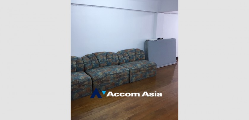 5  Shophouse For Rent in Sukhumvit ,Bangkok BTS Phra khanong AA23338