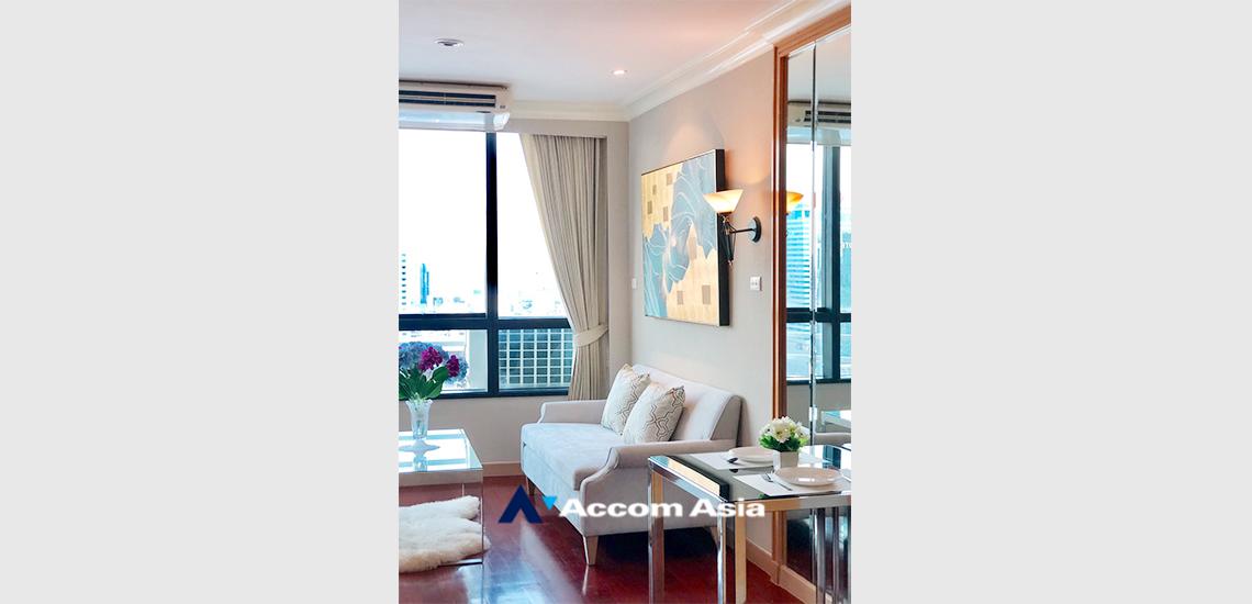  1  Studio Condominium For Rent in Ploenchit ,Bangkok BTS Chitlom at President Place AA23354