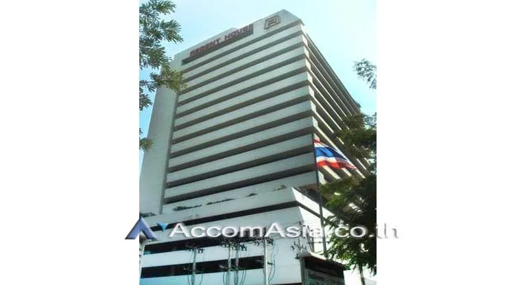 unit Office space For Rent in Ploenchit, Bangkok  near BTS Ratchadamri (AA23497)