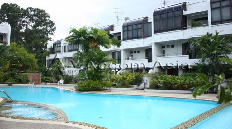  2  3 br Townhouse For Rent in Sathorn ,Bangkok BRT Nararam 3 at Modern style AA23612