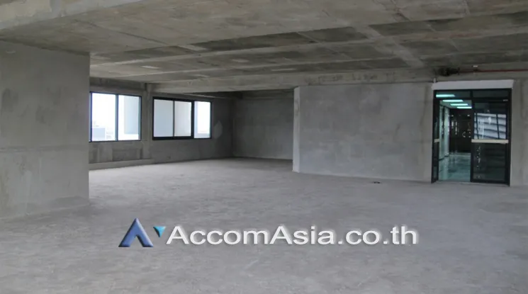  1  Office Space For Rent in Silom ,Bangkok BTS Sala Daeng at Skulthai Surawong AA23701
