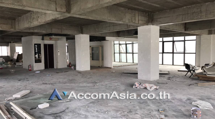  1  Office Space For Rent in Sukhumvit ,Bangkok BTS Phrom Phong at Office space near Phrom Phong AA23724