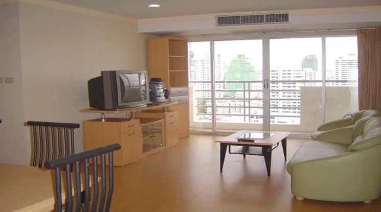 Pet friendly |  The Waterford Diamond Condominium  2 Bedroom for Sale & Rent BTS Phrom Phong in Sukhumvit Bangkok