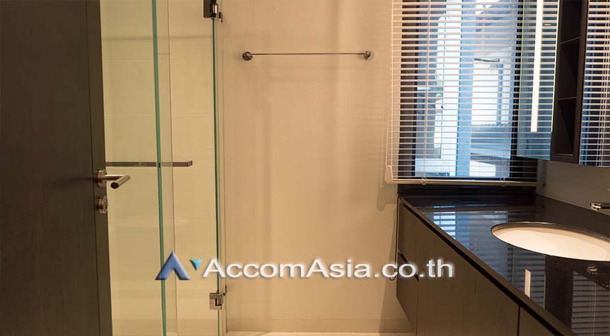 8  3 br Apartment for rent and sale in Sukhumvit ,Bangkok BTS Thong Lo at Modern style AA24063