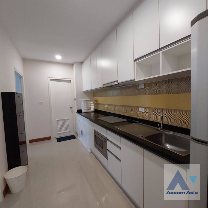12  3 br Apartment For Rent in Sukhumvit ,Bangkok BTS Phrom Phong at Perfect Location Apartment in the heart of Phrom Phong AA24126