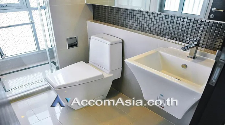 unit 1 Bedroom  Condominium For Rent in Sathorn, Bangkok  near BTS Saphan Taksin (AA24147)