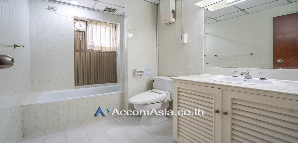 8  3 br Apartment for rent and sale in Sukhumvit ,Bangkok BTS Phrom Phong at Suite For Family AA24172