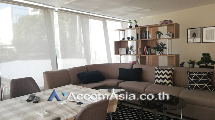  1  House For Rent in Sukhumvit ,Bangkok BTS Phrom Phong AA24177