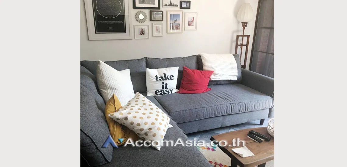 unit 3 Bedrooms  Townhouse For Rent & Sale in Sukhumvit, Bangkok  near BTS Phrom Phong (AA24205)