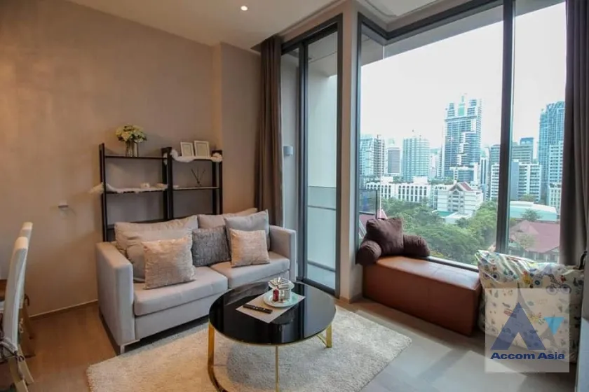 unit 1 Bedroom  Condominium For Rent & Sale in Sukhumvit, Bangkok  near BTS Asok - MRT Sukhumvit (AA24219)