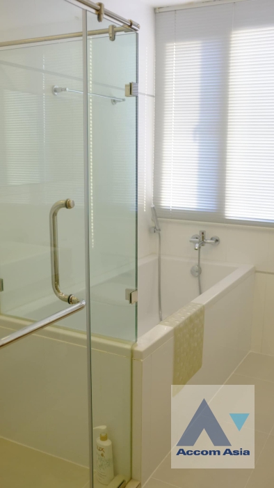 8  2 br Condominium For Sale in Ratchadaphisek ,Bangkok BTS Thong Lo at Thru Thonglor AA24229