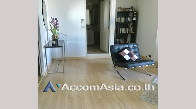 4  1 br Condominium For Sale in Charoen Nakhon ,Bangkok BTS Krung Thon Buri at Baan Sathorn Chaophraya AA24238