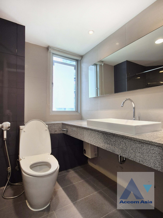 10  2 br Condominium for rent and sale in Sathorn ,Bangkok BRT Thanon Chan at Bangkok Garden Condominium AA24263