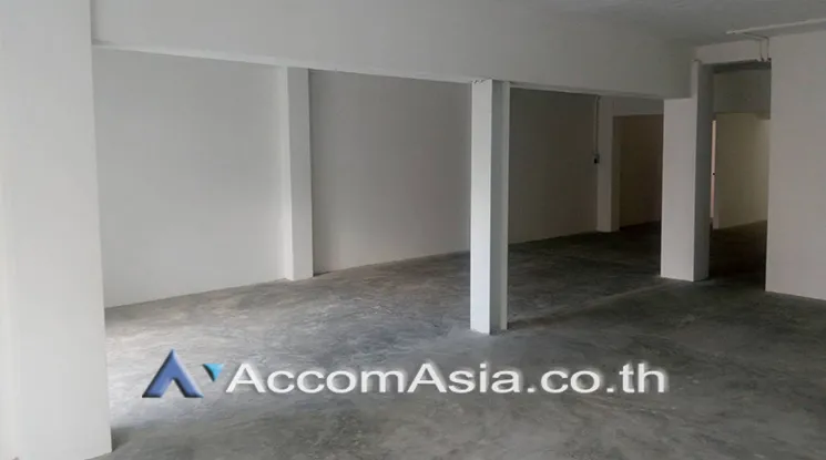 unit Shophouse For Rent in Sukhumvit, Bangkok  near BTS Phrom Phong (AA24283)