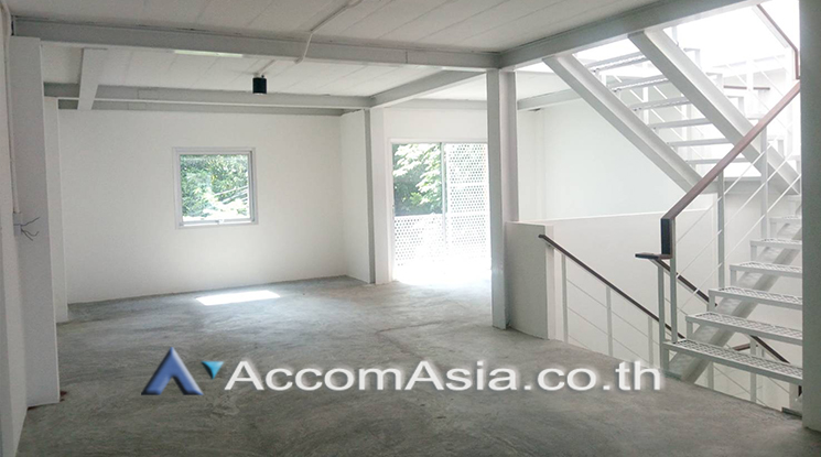 5  Shophouse For Rent in Sukhumvit ,Bangkok BTS Phrom Phong AA24283