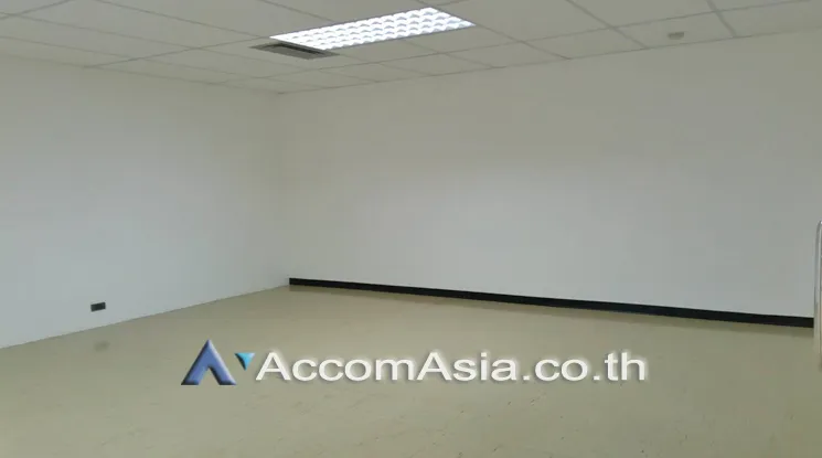 unit Office space For Rent in Ratchadaphisek, Bangkok  near MRT Sutthisan (AA24286)