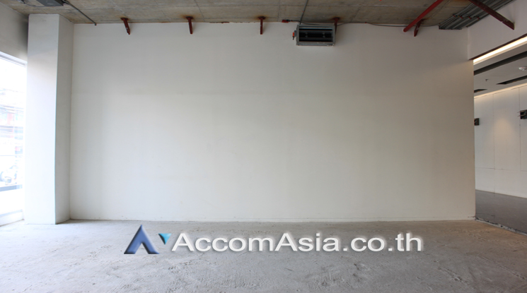 6  Office Space For Rent in Sukhumvit ,Bangkok BTS Phra khanong at Summer Hub AA24296