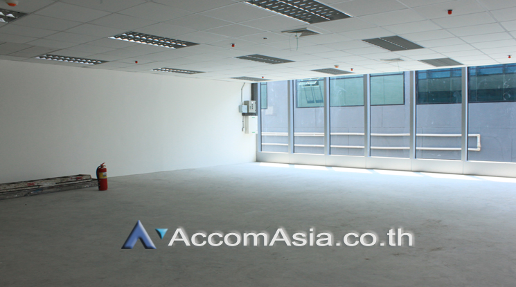 8  Office Space For Rent in Sukhumvit ,Bangkok BTS Phra khanong at Summer Hub AA24299