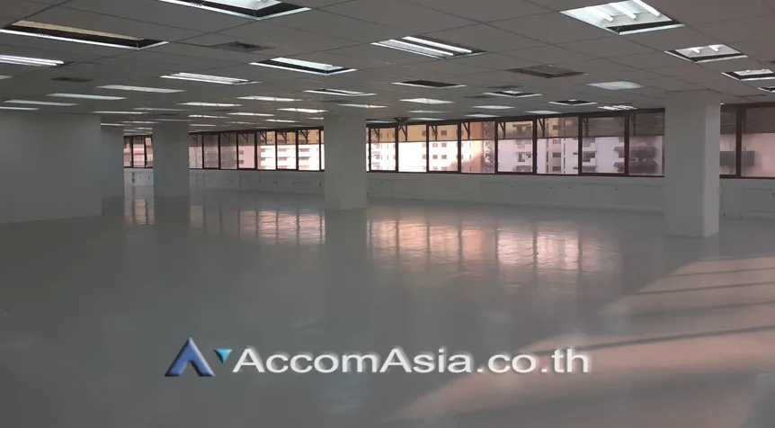  2  Office Space For Rent in Sukhumvit ,Bangkok MRT Sukhumvit - BTS Asok at Rajapark Building AA24343
