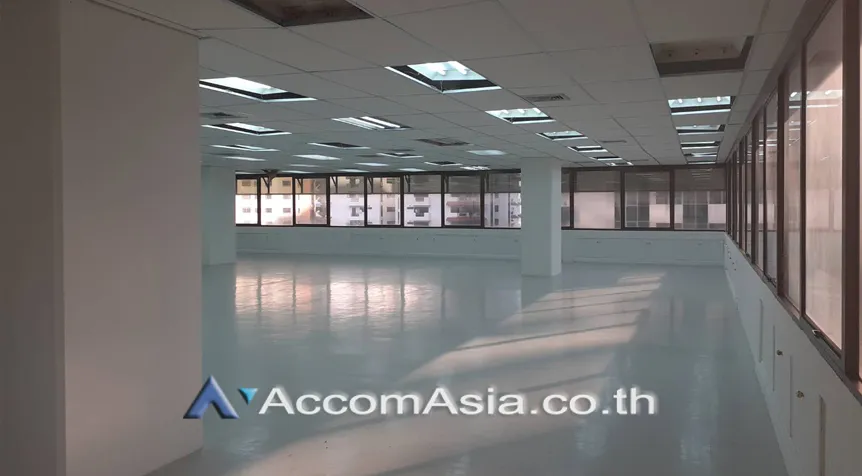 unit Office space For Rent in Sukhumvit, Bangkok  near MRT Sukhumvit - BTS Asok (AA24343)