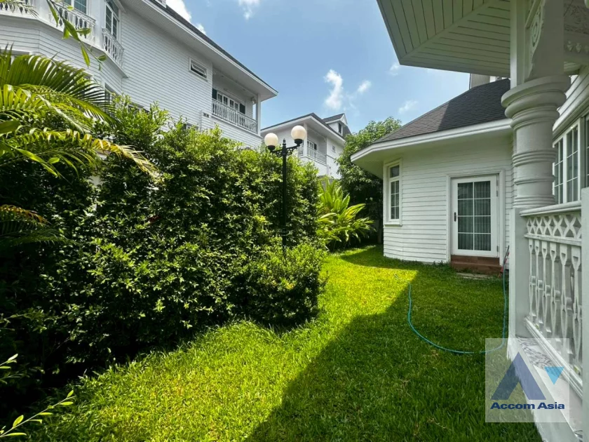 56  4 br House For Rent in Bang Na ,Bangkok  at Fantasia Villa 4 AA31653