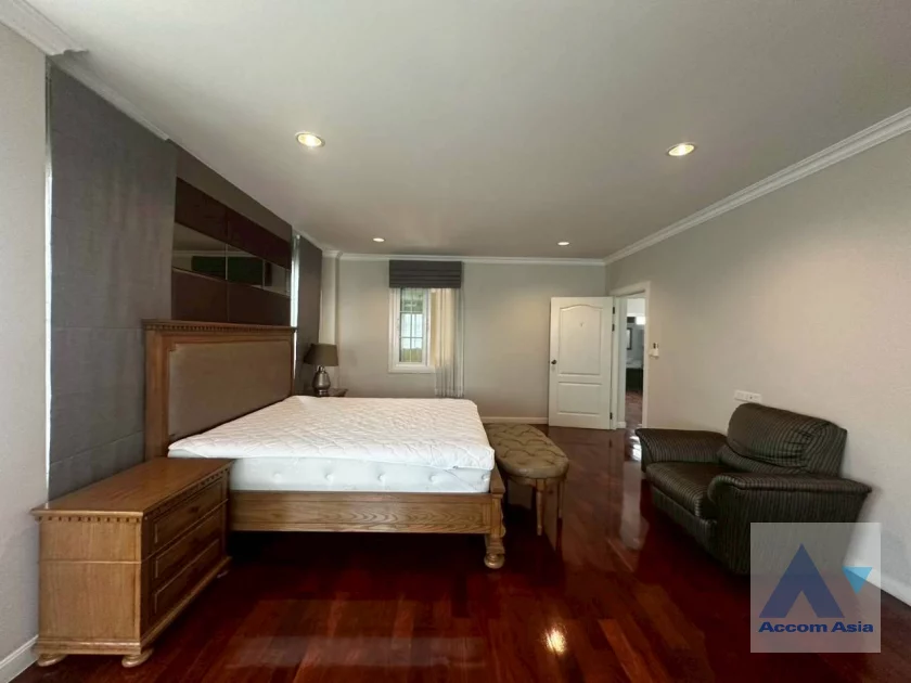 29  4 br House For Rent in Bang Na ,Bangkok  at Fantasia Villa 4 AA31653