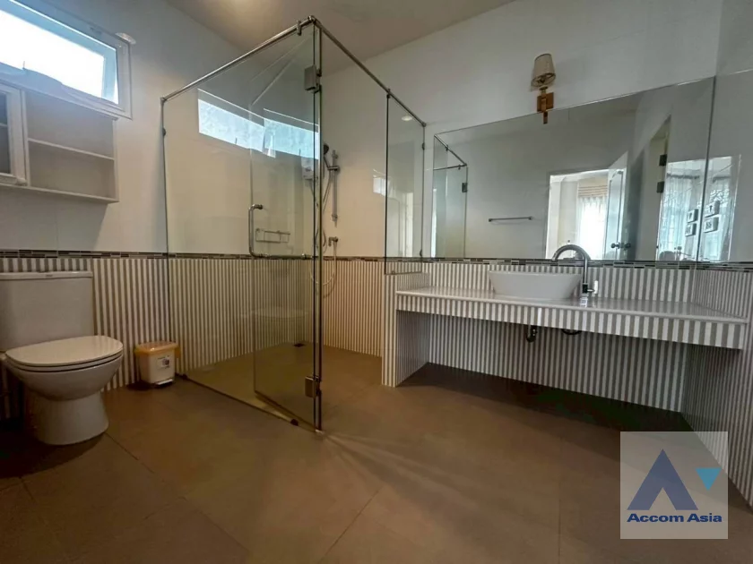 42  4 br House For Rent in Bang Na ,Bangkok  at Fantasia Villa 4 AA31653