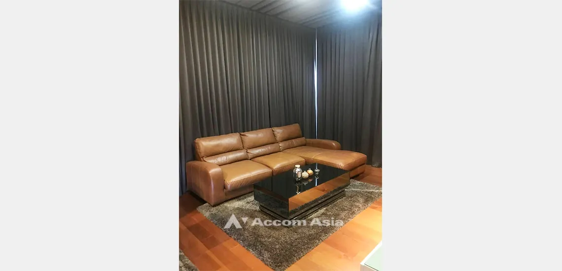 unit 2 Bedrooms  Condominium For Rent in Sukhumvit, Bangkok  near BTS Thong Lo (AA24387)
