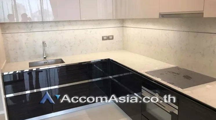 unit 2 Bedrooms  Condominium For Sale in Sathorn, Bangkok  near BTS Surasak (AA24392)
