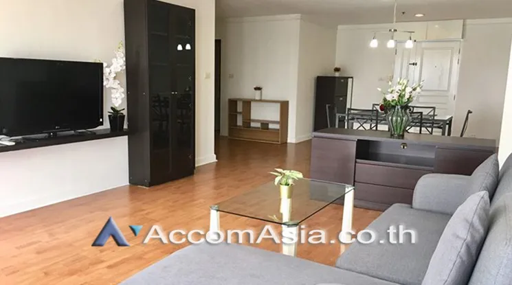 unit 3 Bedrooms  Condominium For Rent in Sukhumvit, Bangkok  near BTS Phrom Phong (AA24396)