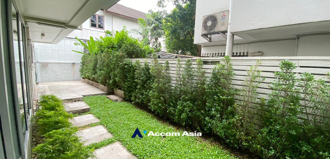 27  4 br House for rent and sale in Sukhumvit ,Bangkok BTS Phrom Phong at House suite for family AA24413