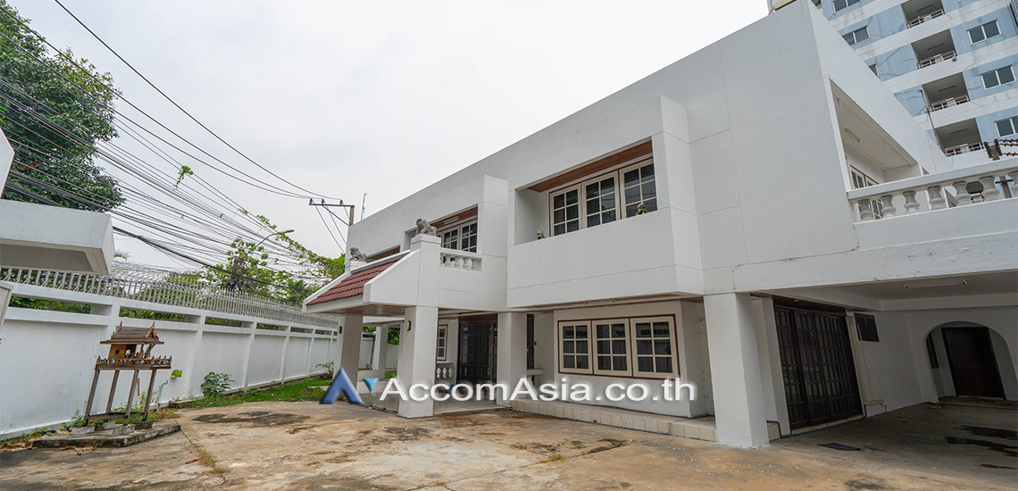  2  3 br House for rent and sale in Sukhumvit ,Bangkok BTS Asok - MRT Sukhumvit AA24422