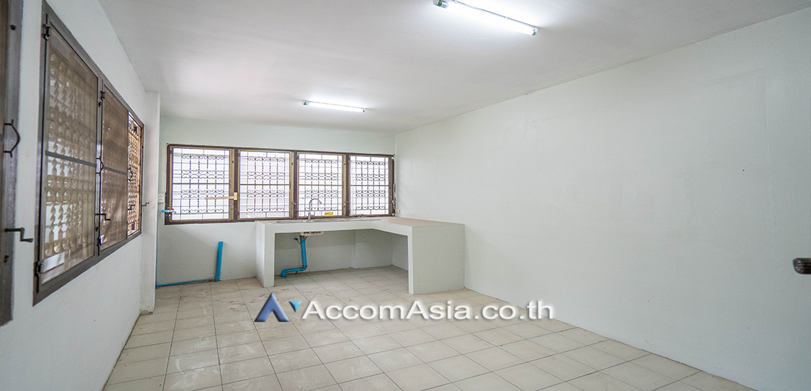 9  3 br House for rent and sale in Sukhumvit ,Bangkok BTS Asok - MRT Sukhumvit AA24422