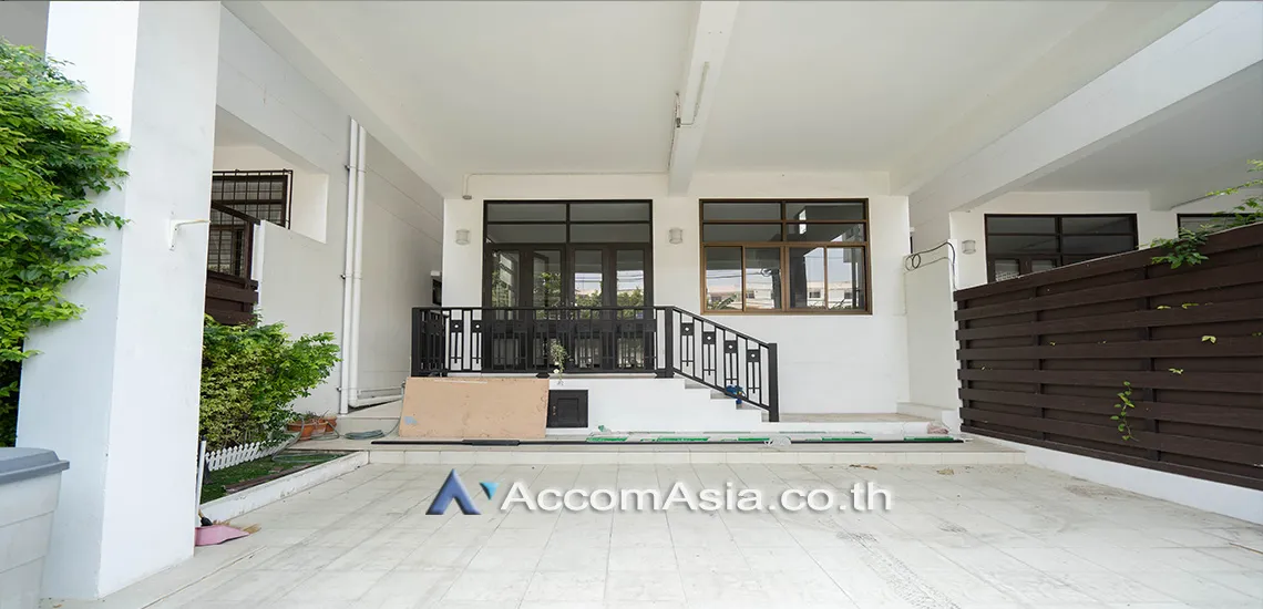 unitHome Office |  3 Bedrooms  Townhouse For Rent & Sale in Sukhumvit, Bangkok  near BTS Phra khanong (AA24452)