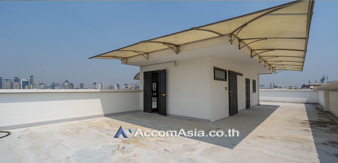 4  3 br Townhouse for rent and sale in Sukhumvit ,Bangkok BTS Phra khanong AA24452