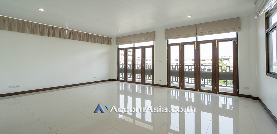7  3 br Townhouse for rent and sale in Sukhumvit ,Bangkok BTS Phra khanong AA24452
